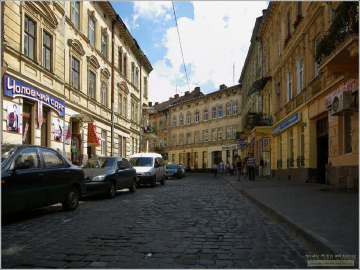 Невелика Smart Квартира В Центрі Для Пари Lviv Exterior foto